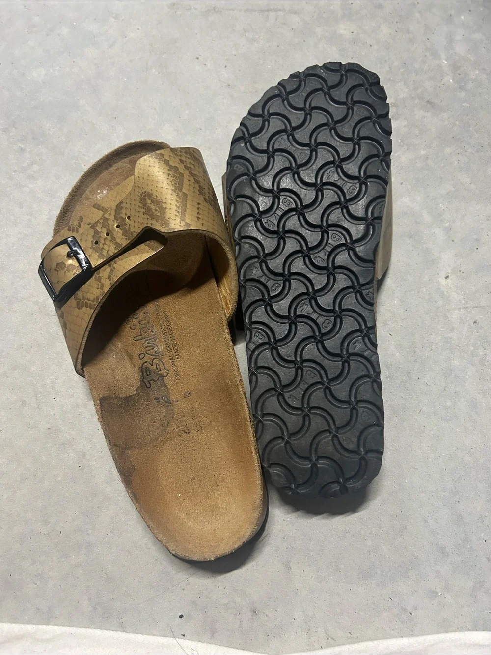 Birkenstock  One-Strap Slide Sandals in Metallic Gold